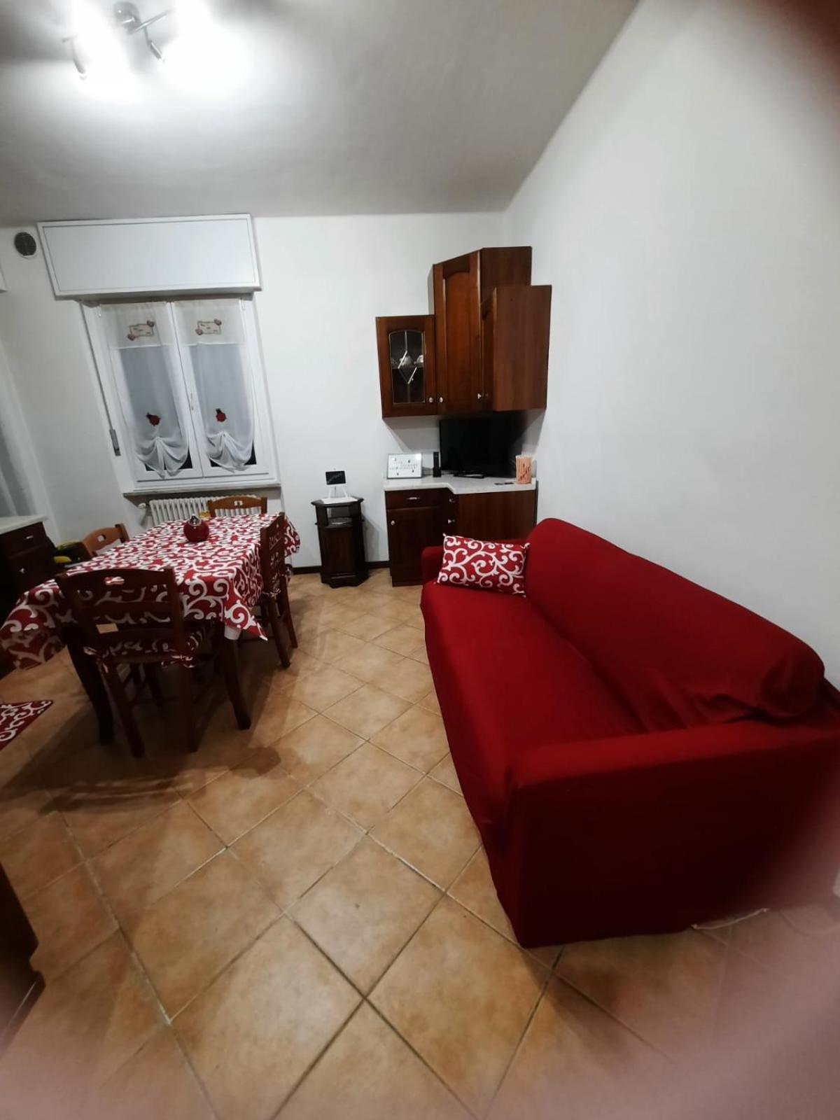 Casa Vacanze Le Coccinelle Ницца-Монферрато Экстерьер фото