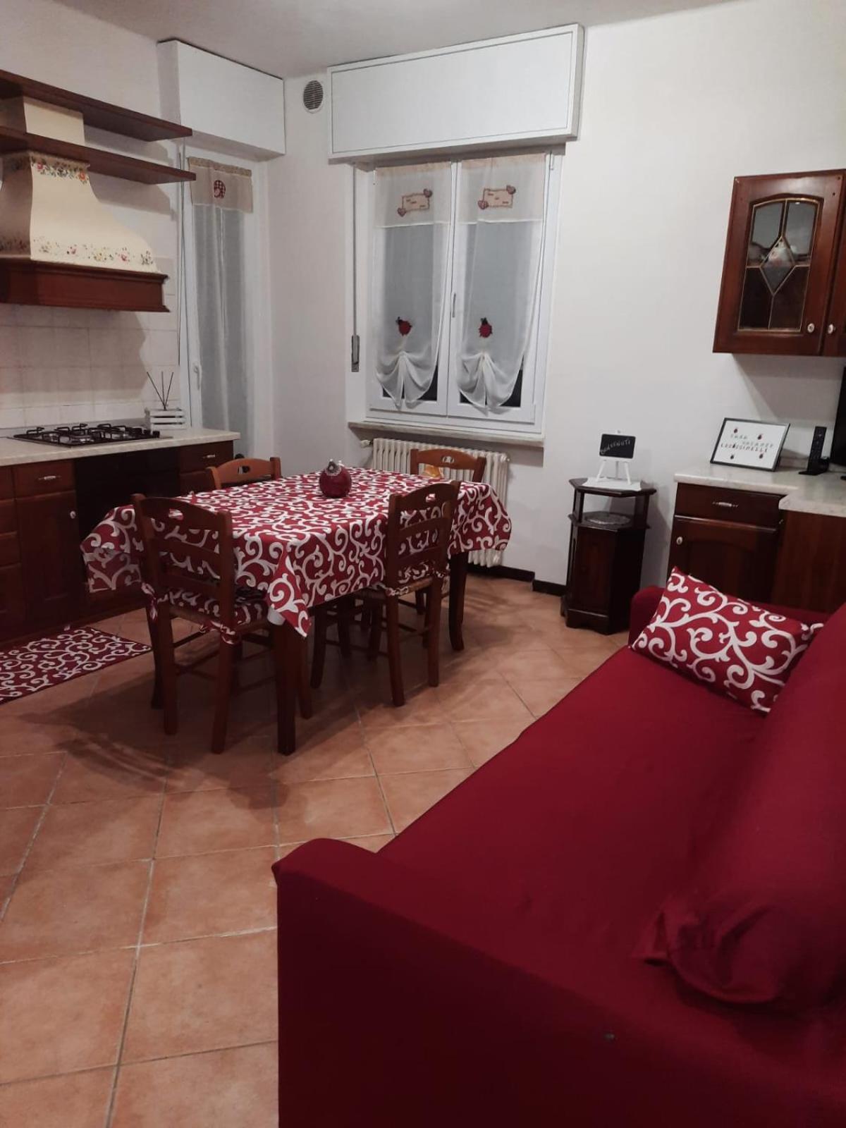 Casa Vacanze Le Coccinelle Ницца-Монферрато Экстерьер фото